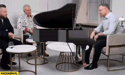 Andrzej Duda gra na fortepianie pianinie wywiad Stanowski Mazurek kanał zero gif
