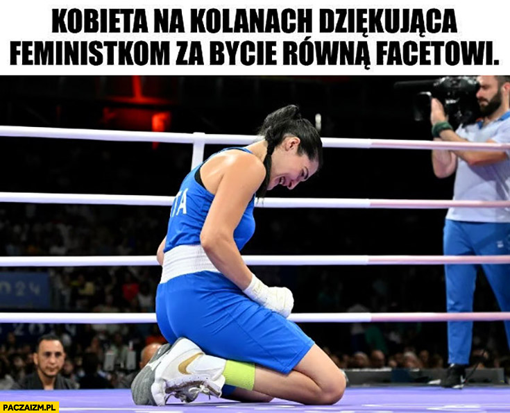 Kobieta na kolanach dziękująca feministkom za bycie równą facetowi bok olimpiada w Paryżu