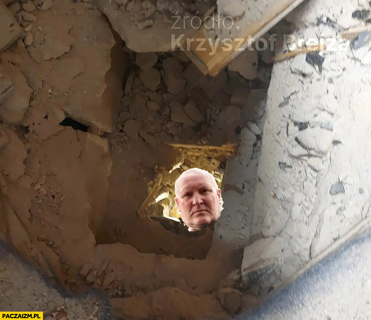 Komenda główna po wystrzale z granatnika dziura w podłodze suficie Jacek Jaworek
