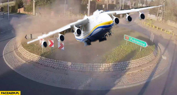 Samolot Antonow rondo w Rąbieniu wyskakuje jak Suzuki Swift