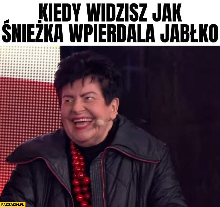 Seneszyn kiedy widzisz jak Śnieżka wpierdala jabłko