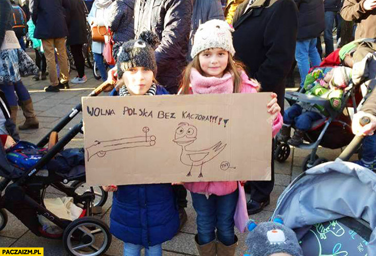 Wolna Polska bez Kaczora małe dziewczynki demonstracja KOD